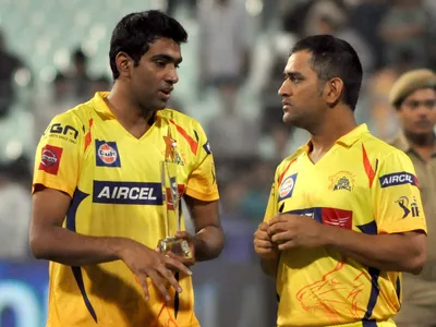 Dhoni Ashwin