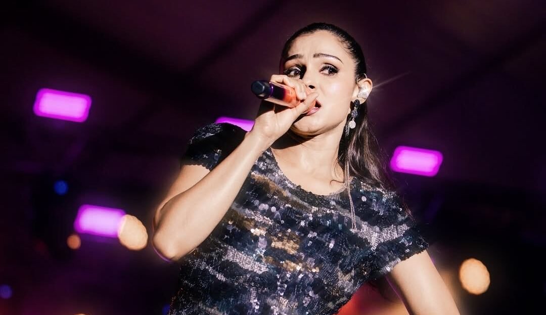 நடிகை ஆண்ட்ரியா ஜெரேமியா